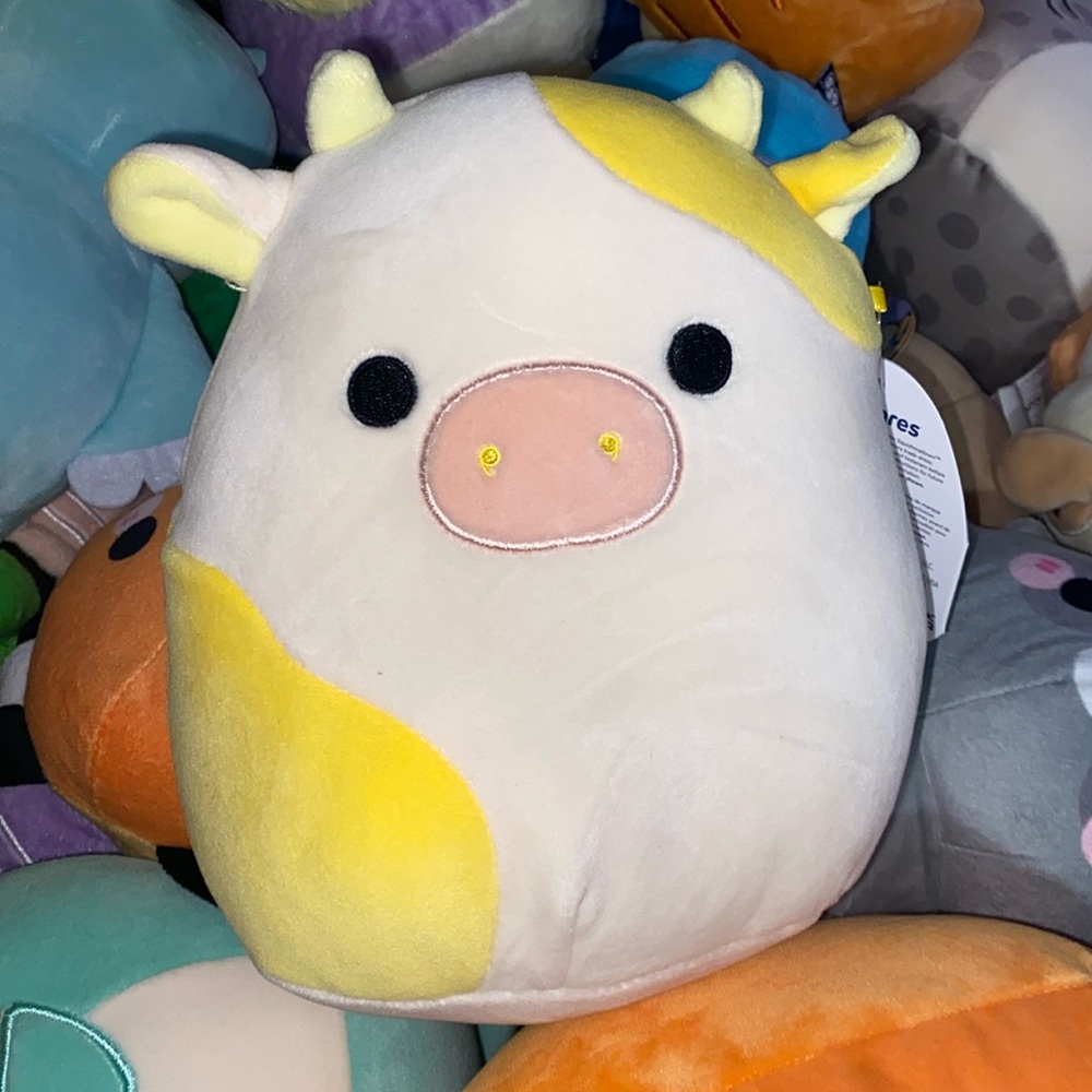 Squishmallows Bodie the cow